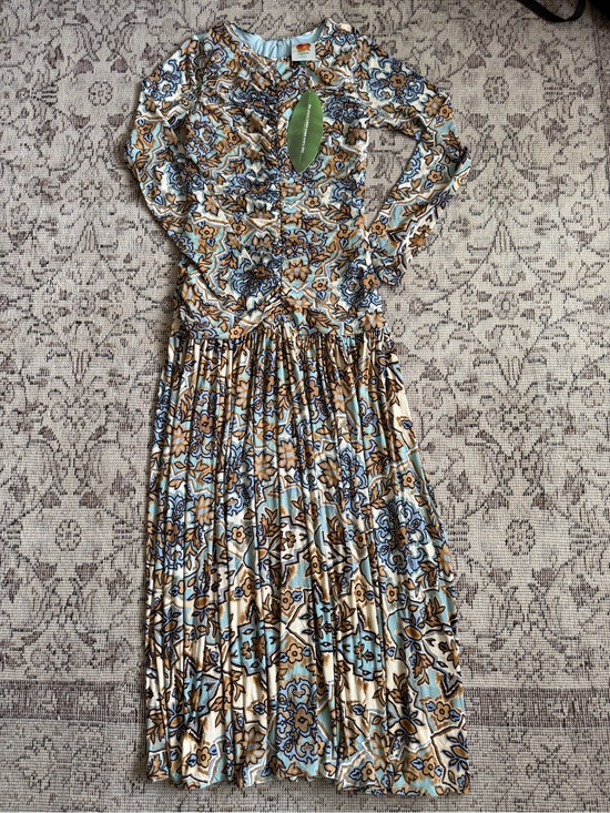 FARM Rio Dresses & Skirts - Farm Rio Winter Tapestry Abstract Maxi Dress